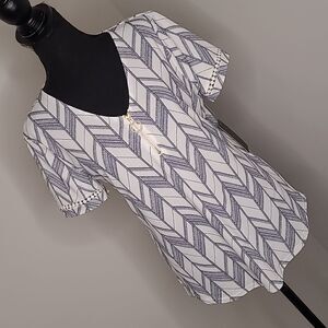 Fifty Street sz PL geometric design  tunic  top NWT